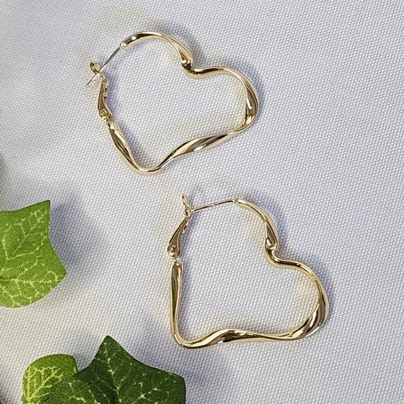 Gold Filled Twisted Heart Hoop Earrings - Picture 1 of 7